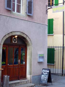Le Marchand de Sable, Carouge